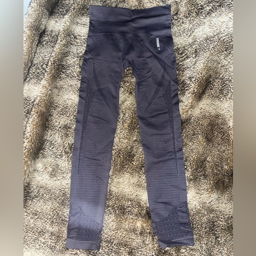 Gym shark leggings!!